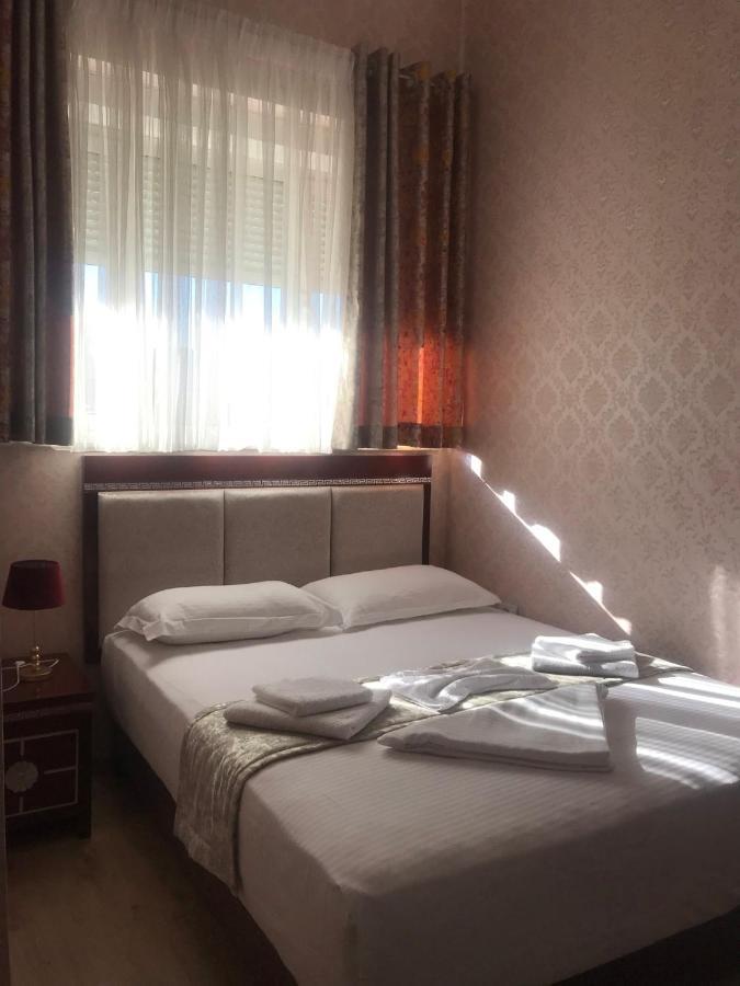 British Hotel Pogradec Esterno foto
